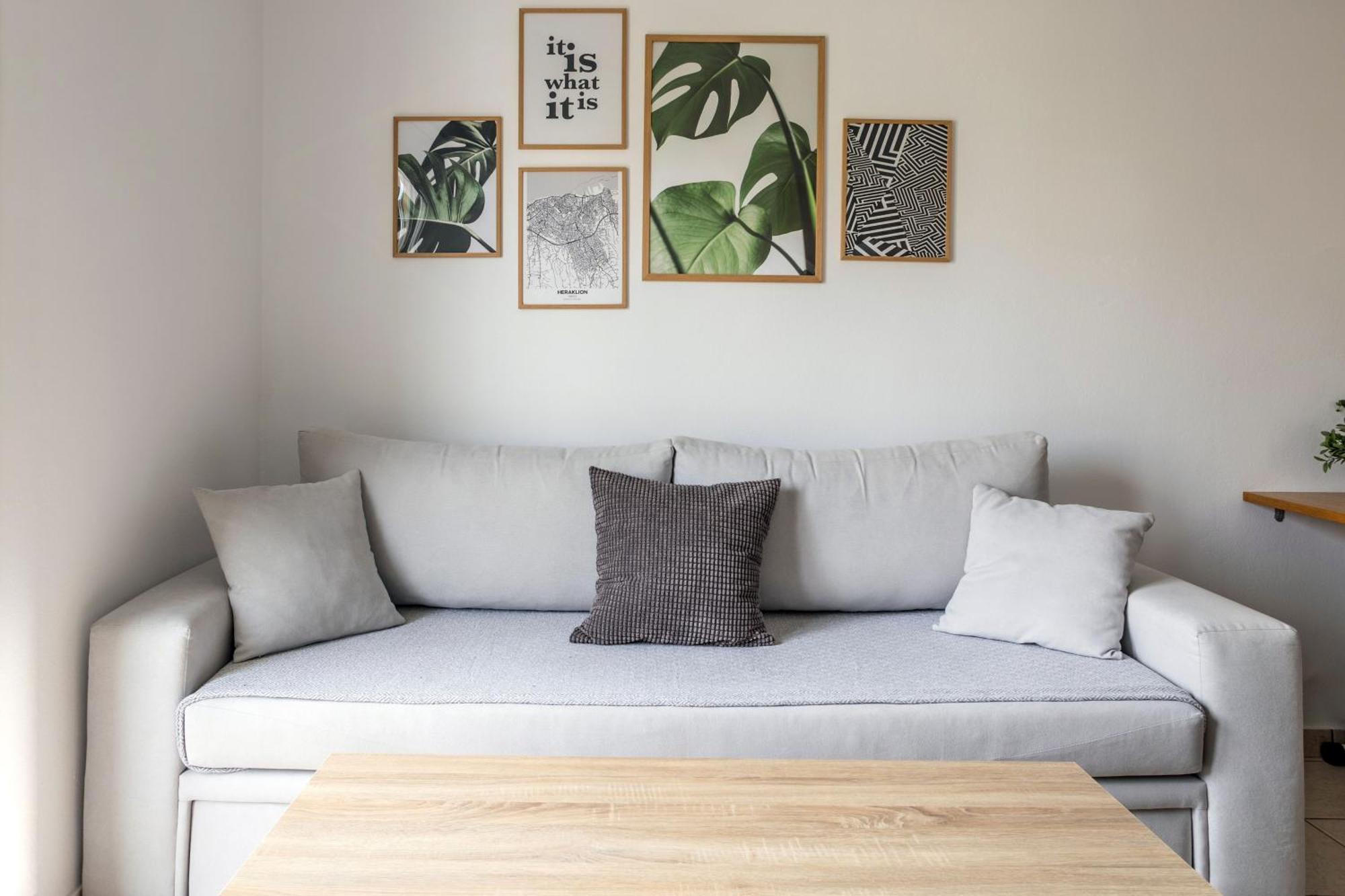 Minimal In Heraklion (Crete)