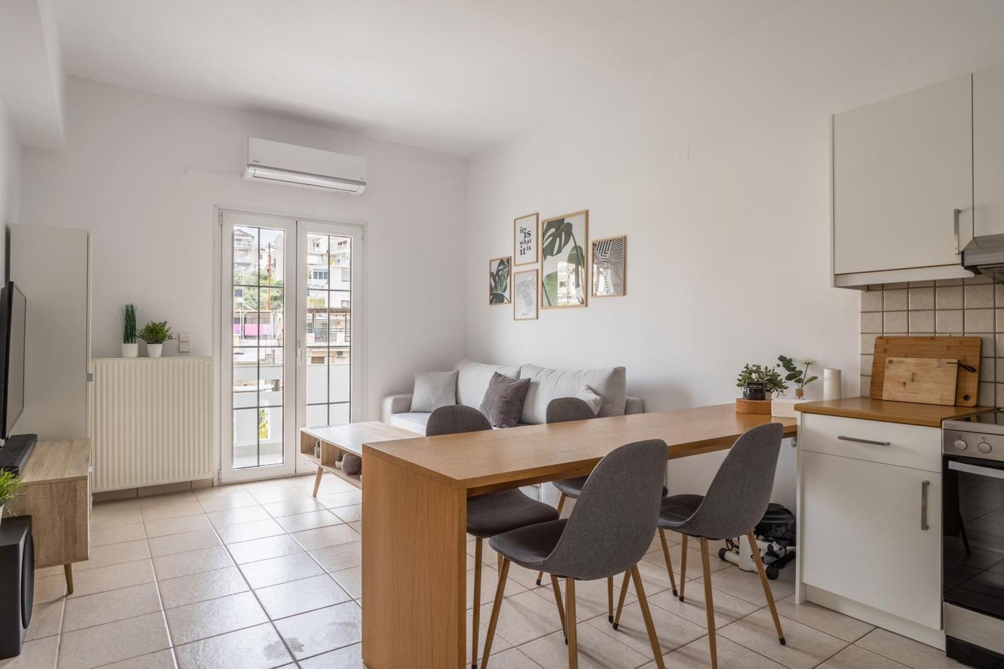 Minimal In Apartment Heraklion (Crete)